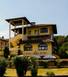Hotels in Parella